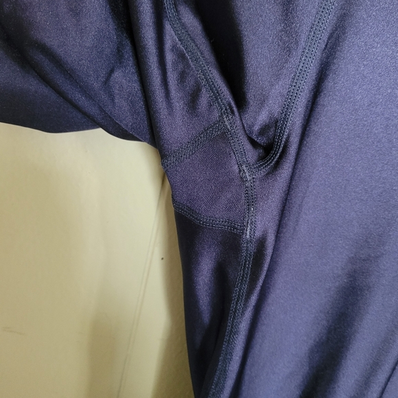 NWOT Fabletics Oasis PureLuxe High Waisted Legging 7/8 in ABYSS - Picture 10 of 10